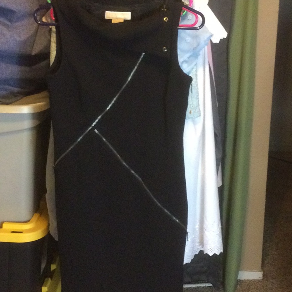 MICHAEL Michael Kors Black Sleeveless Midi Dress with Diagonal Trim